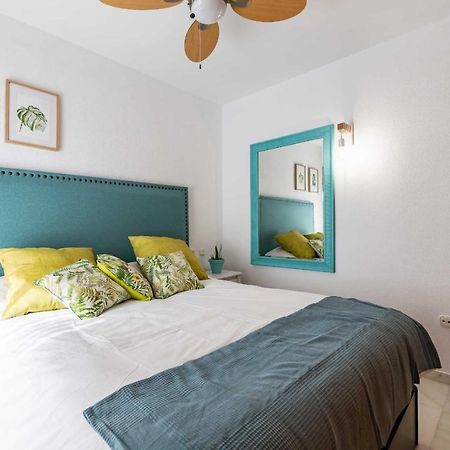 Fuengirola Los Boliches Paseo Maritimo Rey De Espana Esquina Lope De Vega 1 Dormitorio Mas Sofa Cama Salon Mas Cama Supletoria Exterior photo